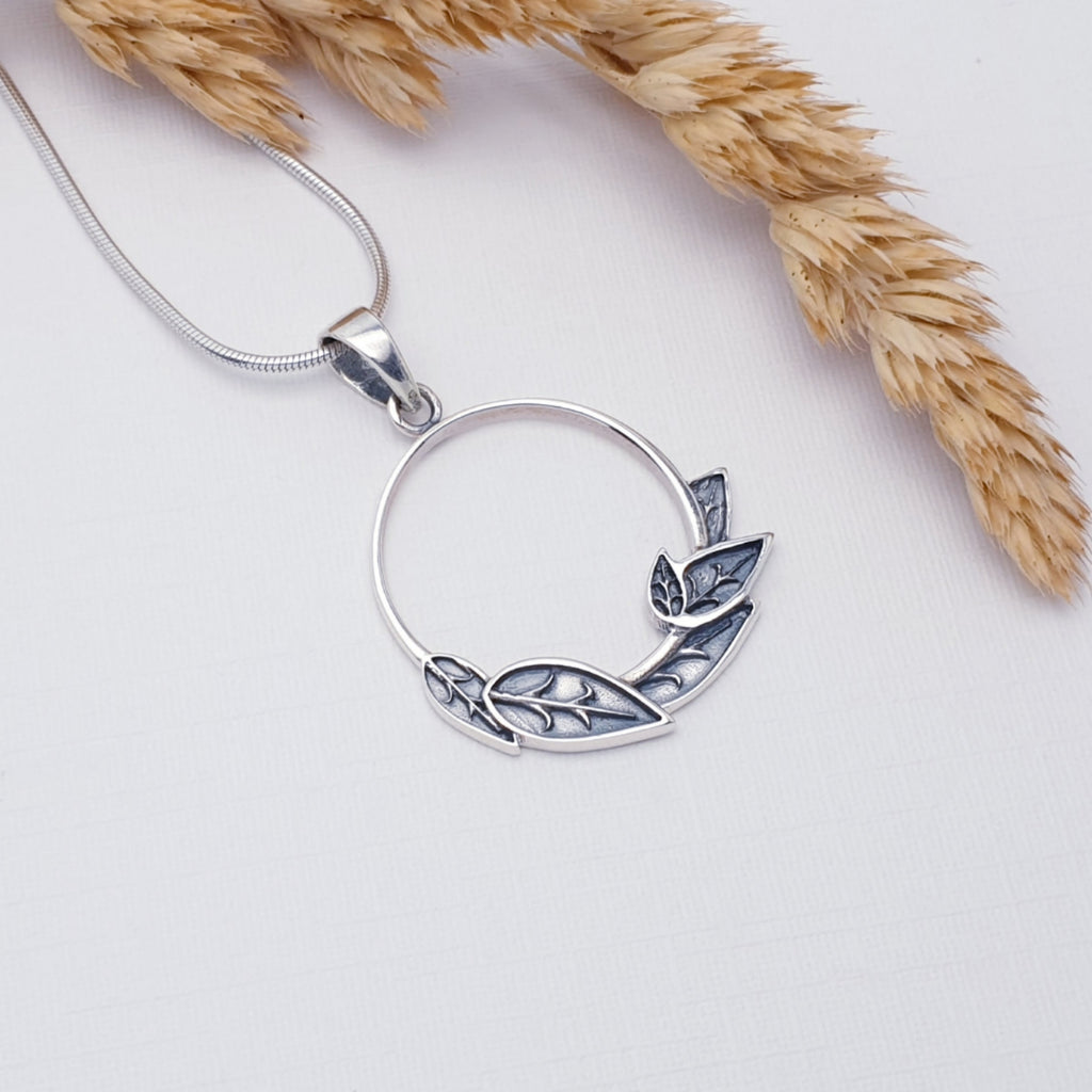 Sterling Silver Circle of Leaves Pendant