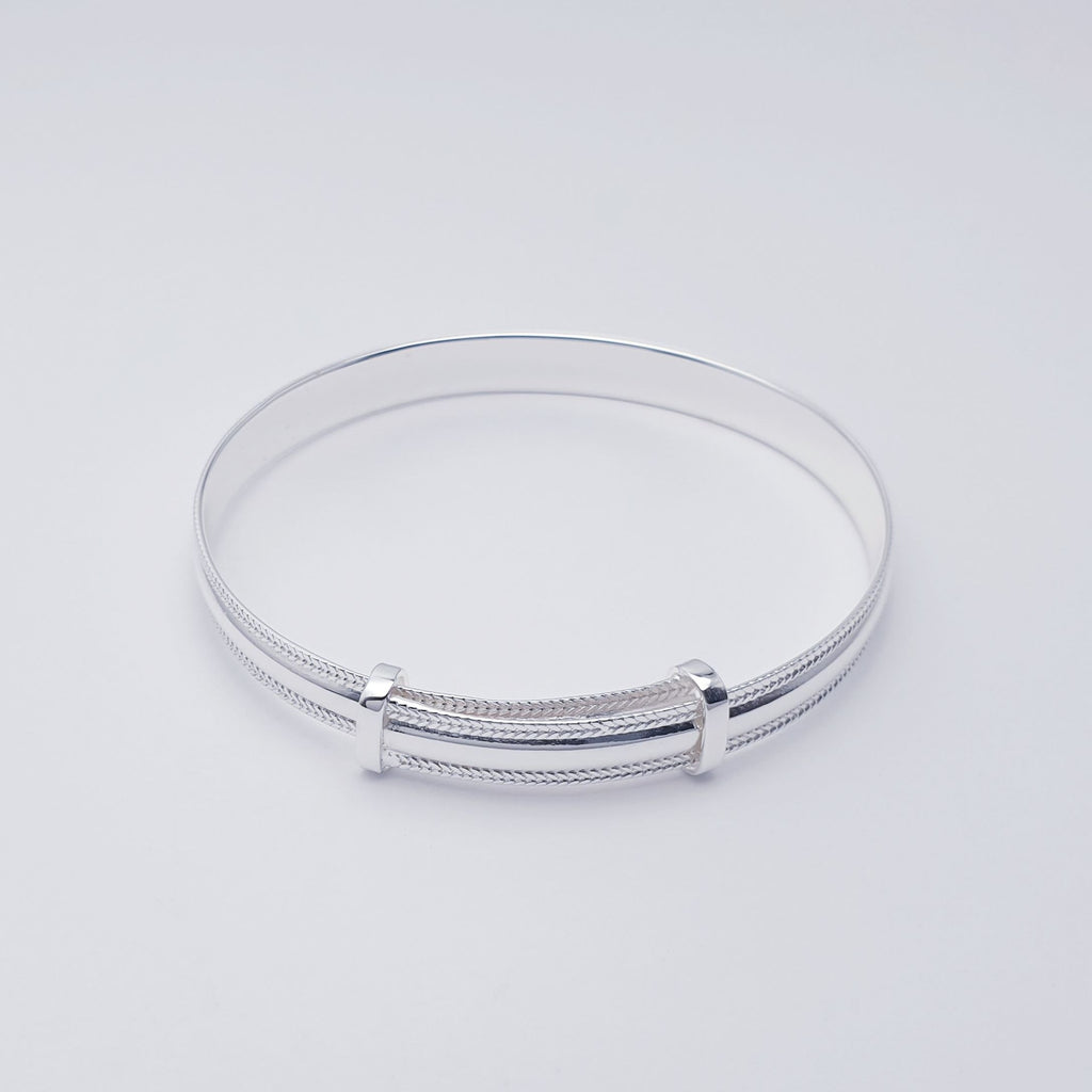 Sterling Silver Simple Child Bangle