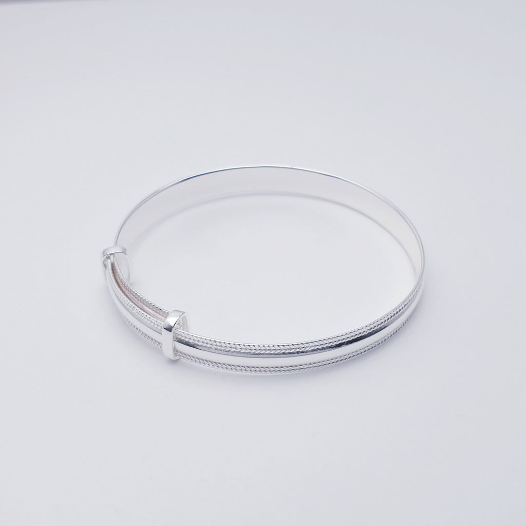 Sterling Silver Simple Child Bangle