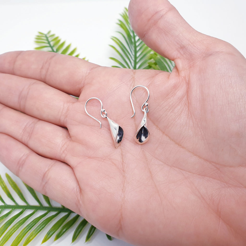 Handmade Sterling silver lily earrings, May Birthflower gift.