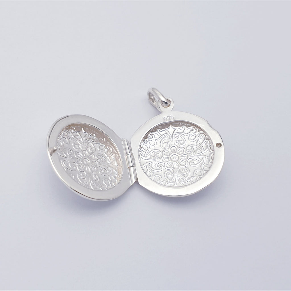 Sterling Silver Round Floral Locket