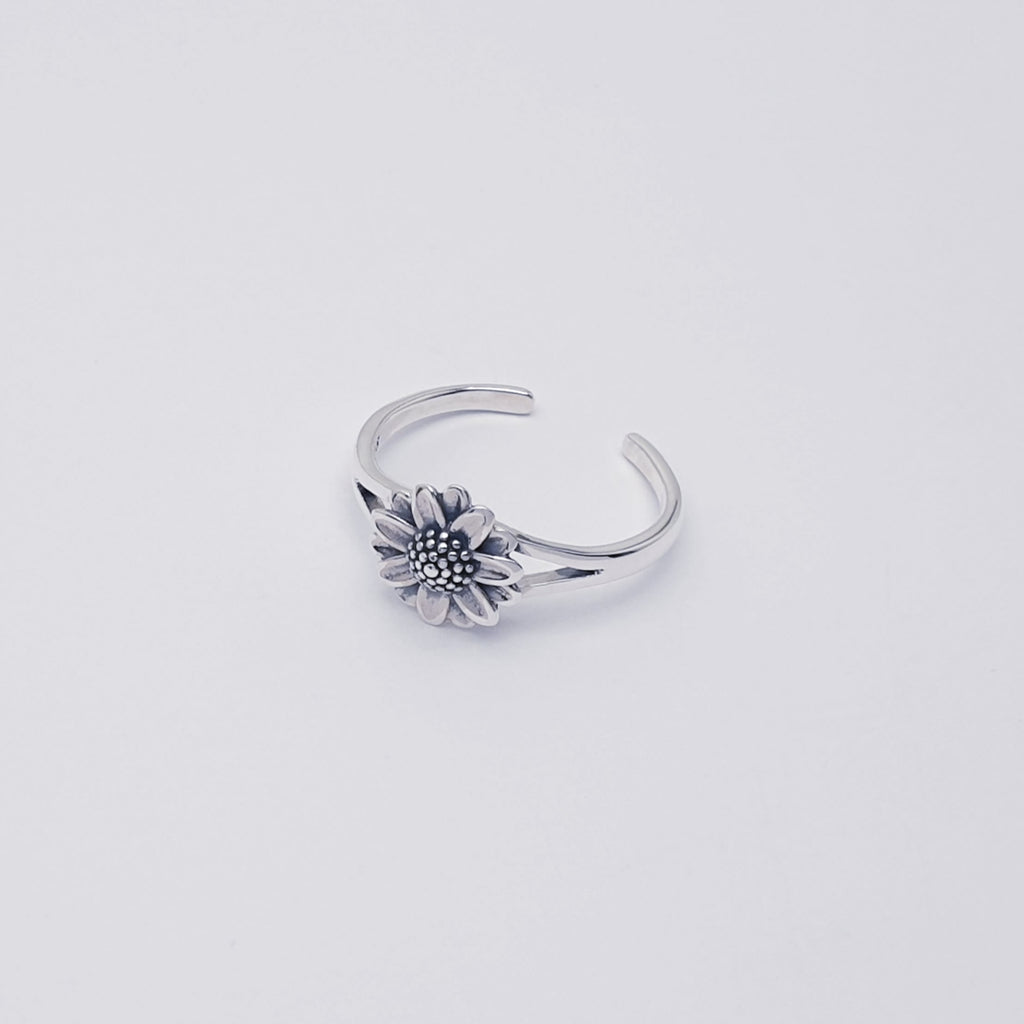 Sterling Silver Flower Toe Ring