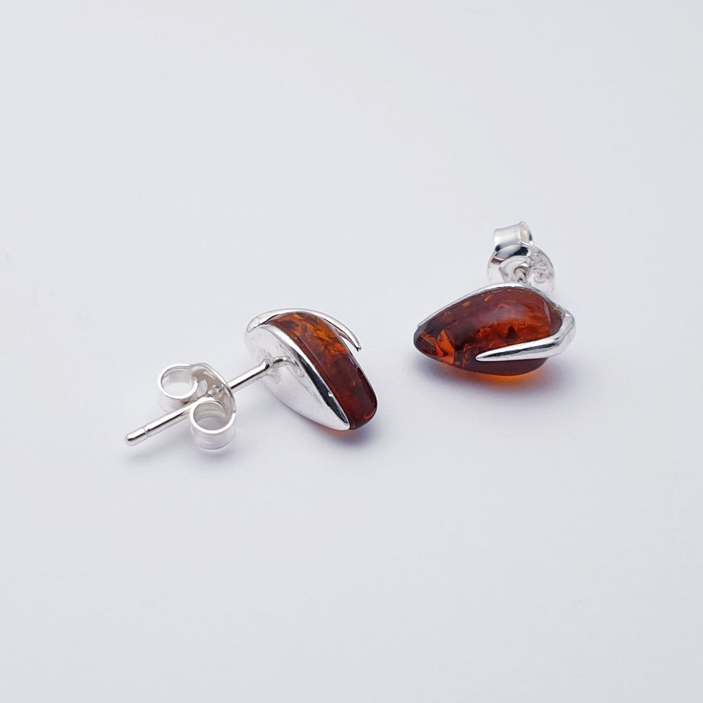 Dainty toffee amber leaf design stud earrings side view