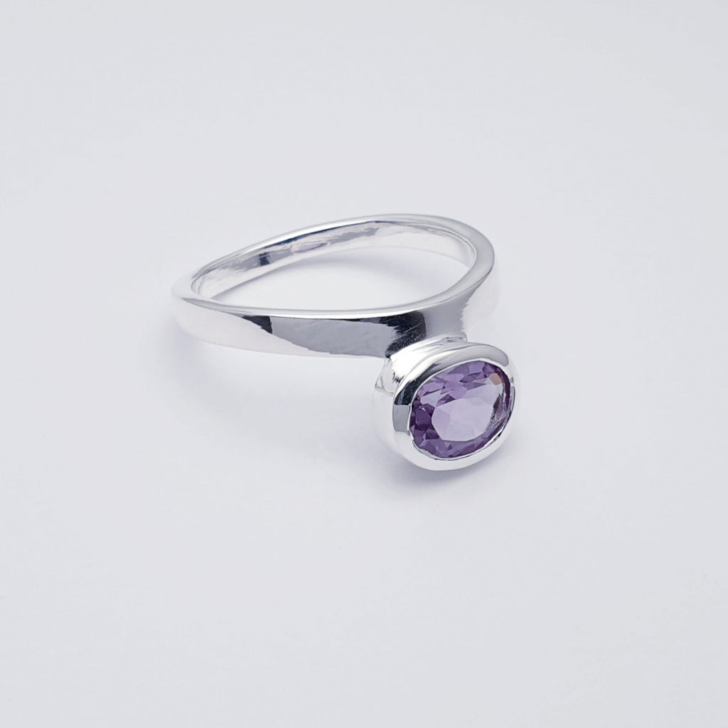 purple amethyst gemstone ring with sterling silver