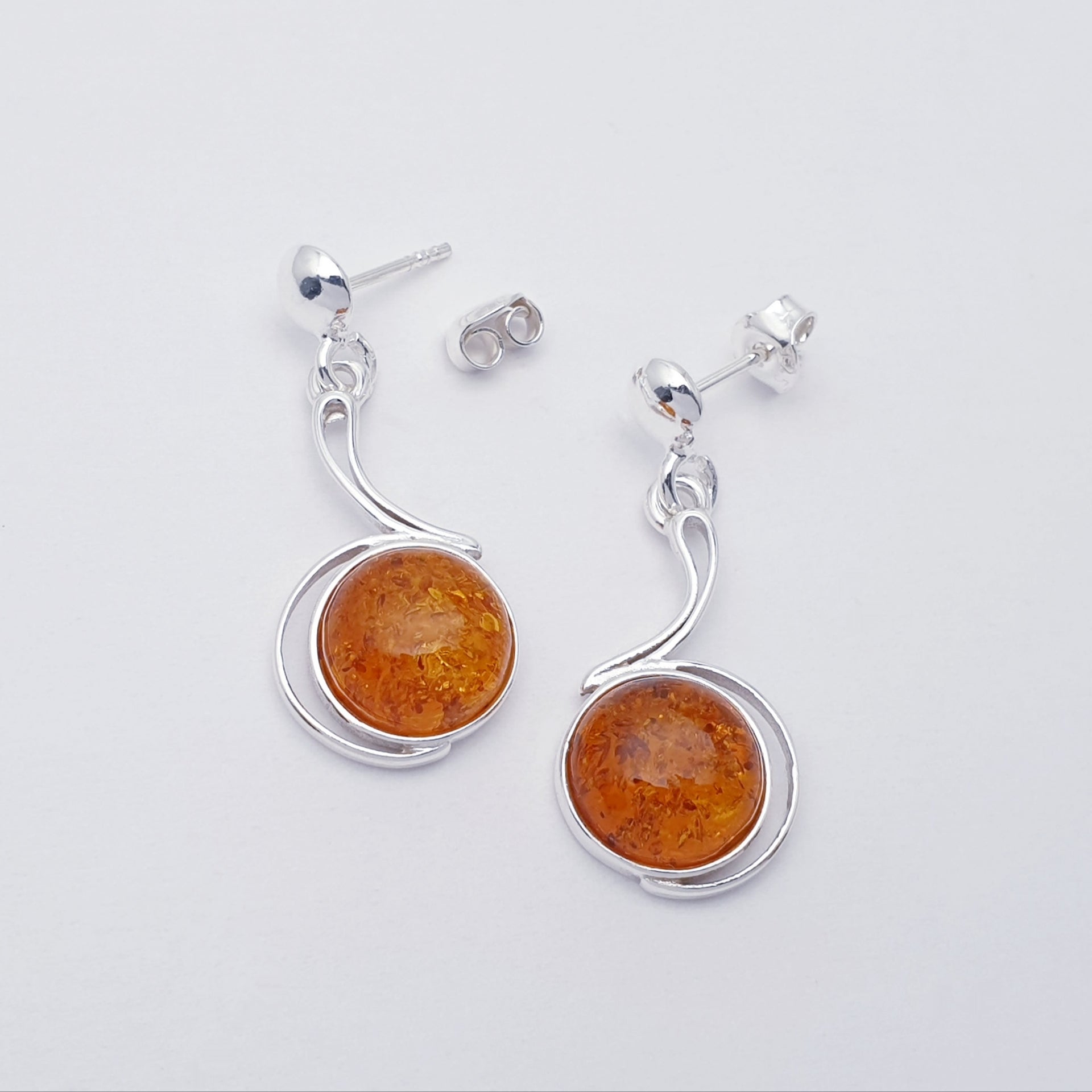 Toffee Amber Sterling Silver Curve Stud Drop Earrings – Silver Scene