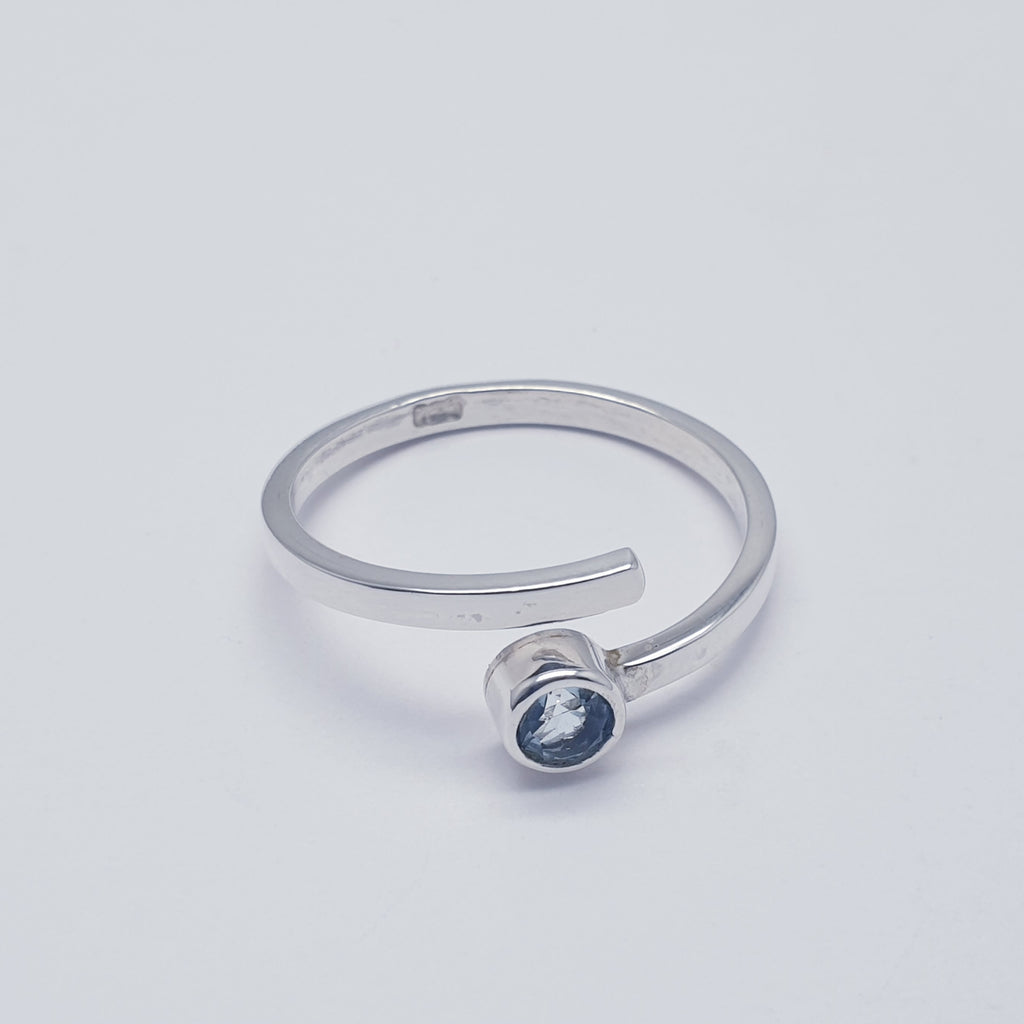 Blue Topaz Sterling Silver Simple Spiral Ring