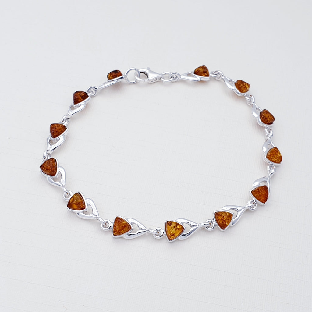 A Toffee amber sterling silver bracelet.