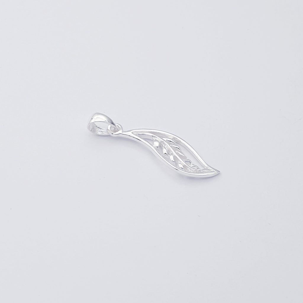 Sterling Silver Delicate Leaf Pendant