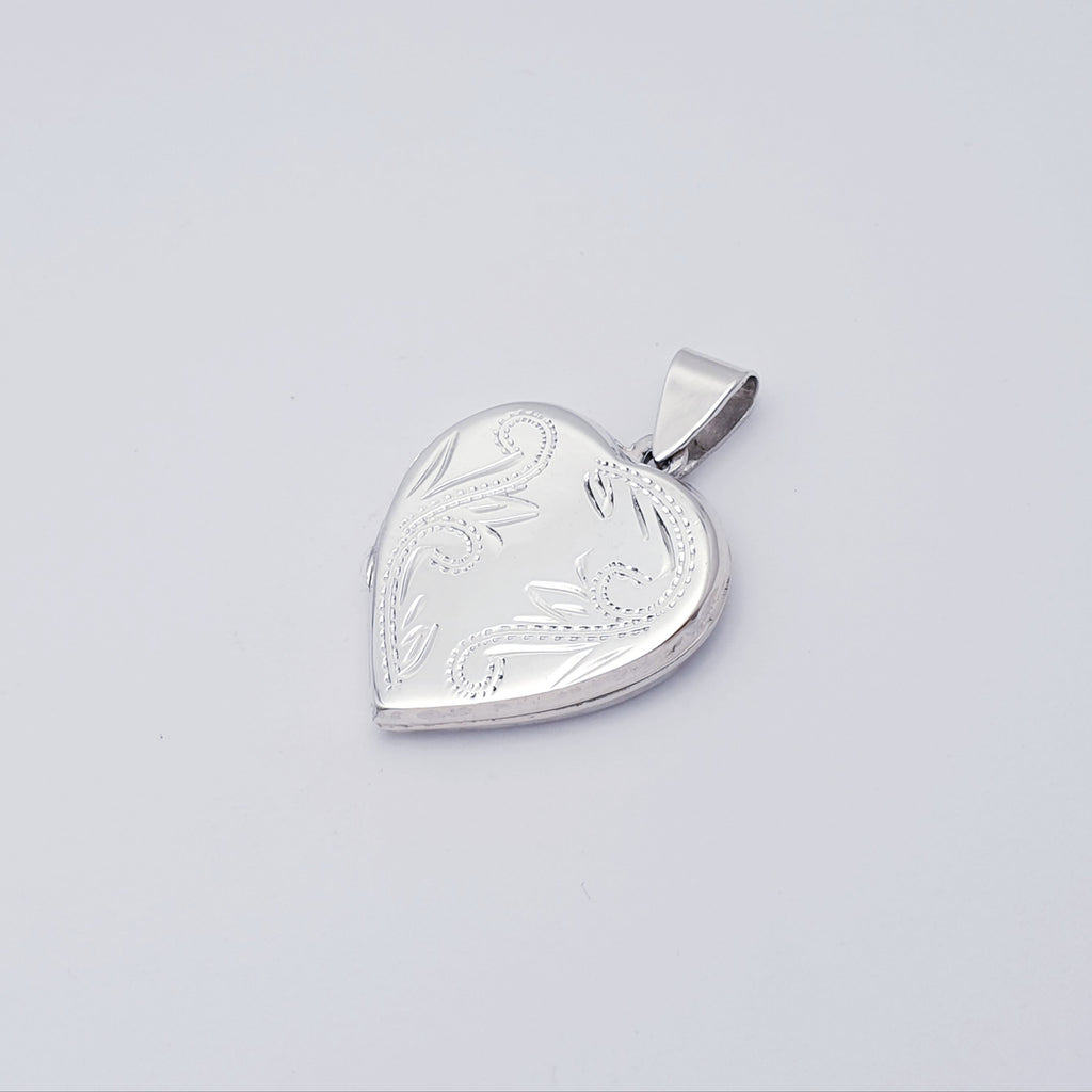 Sterling Silver Detailed Heart Locket
