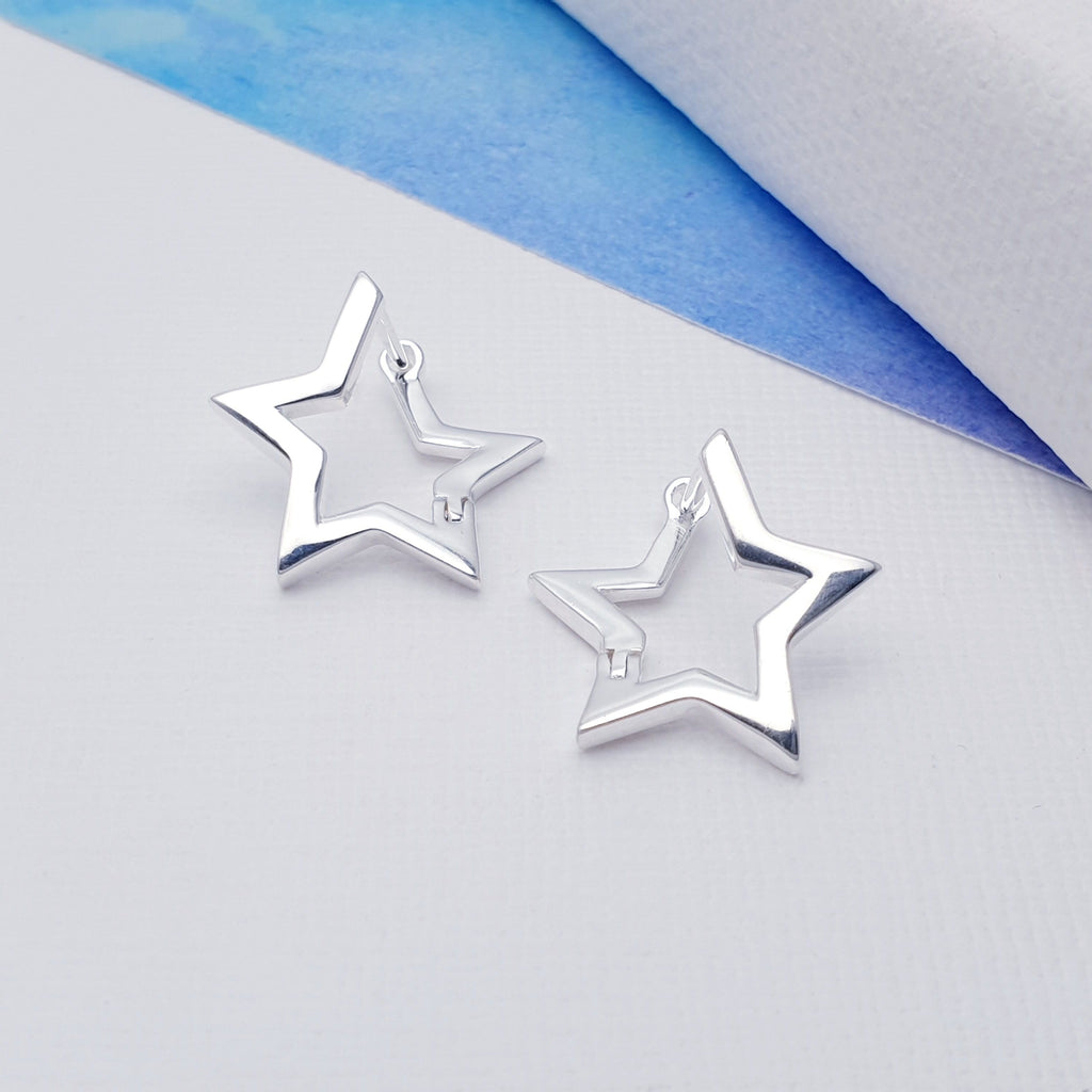 These earrings feature a Sterling Silver star design, with a twist hinge opening. We love celestial jewellery here at Silver Scene and this one is one of our favourites