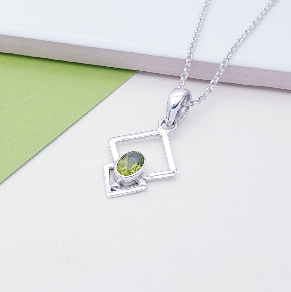 Peridot Triangulum Pendant