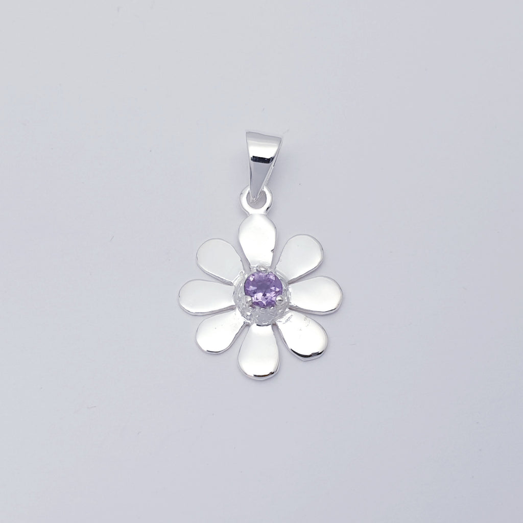 dainty natural amethyst and sterling silver daisy pendant.